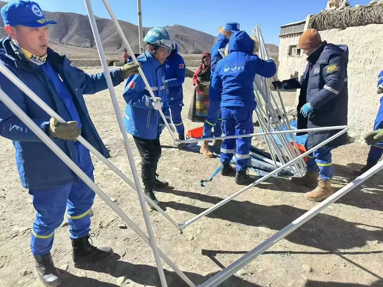 第42次南极考察｜中国南极考察队成功救援1名俄南极考察站病员