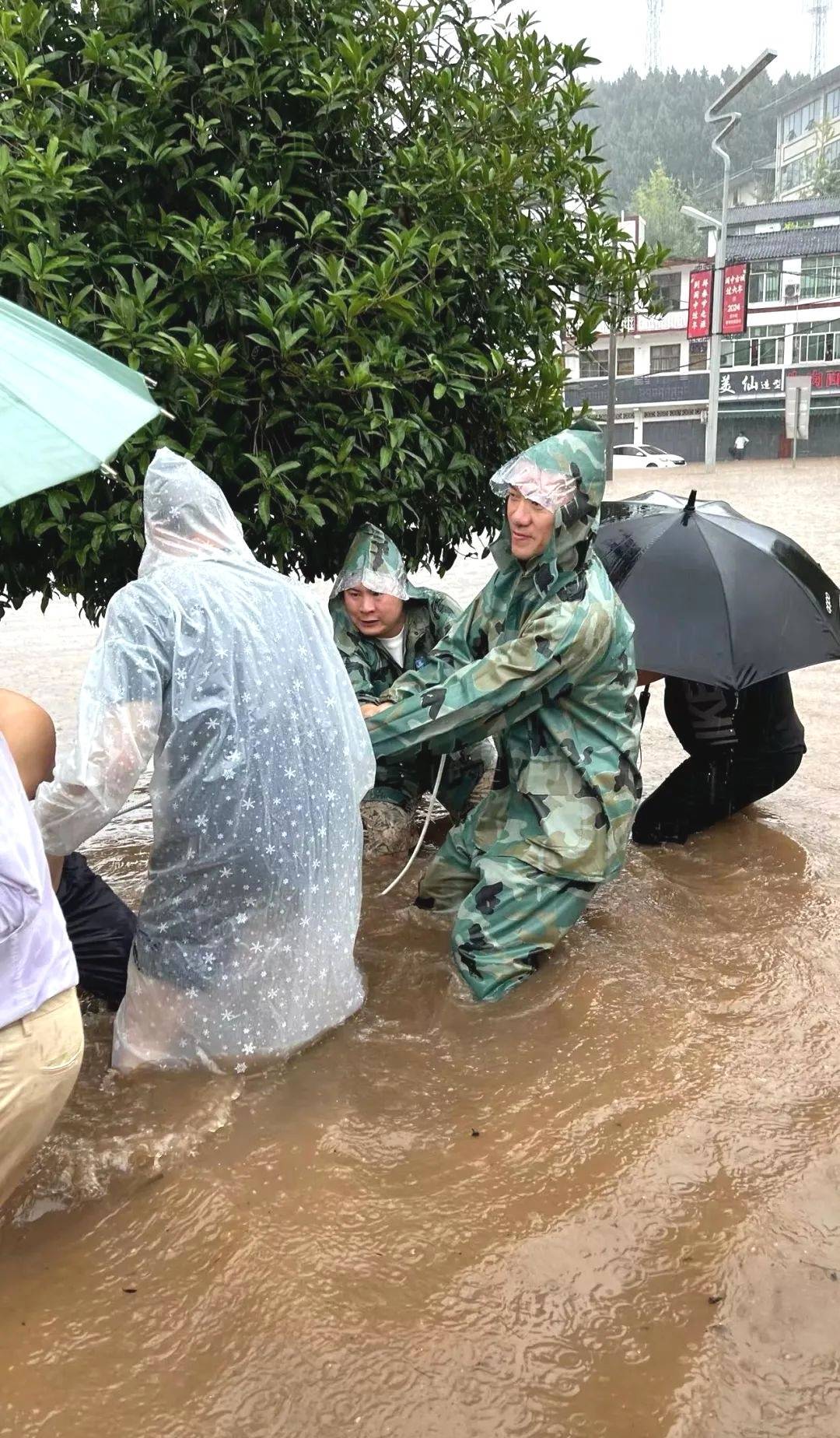 全国9省区市有暴雨到大暴雨 湖南局地有特大暴雨