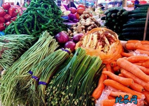 农业农村部：全国农产品批发市场猪肉平均价格为25.45元/公斤，比昨天下降1.0%