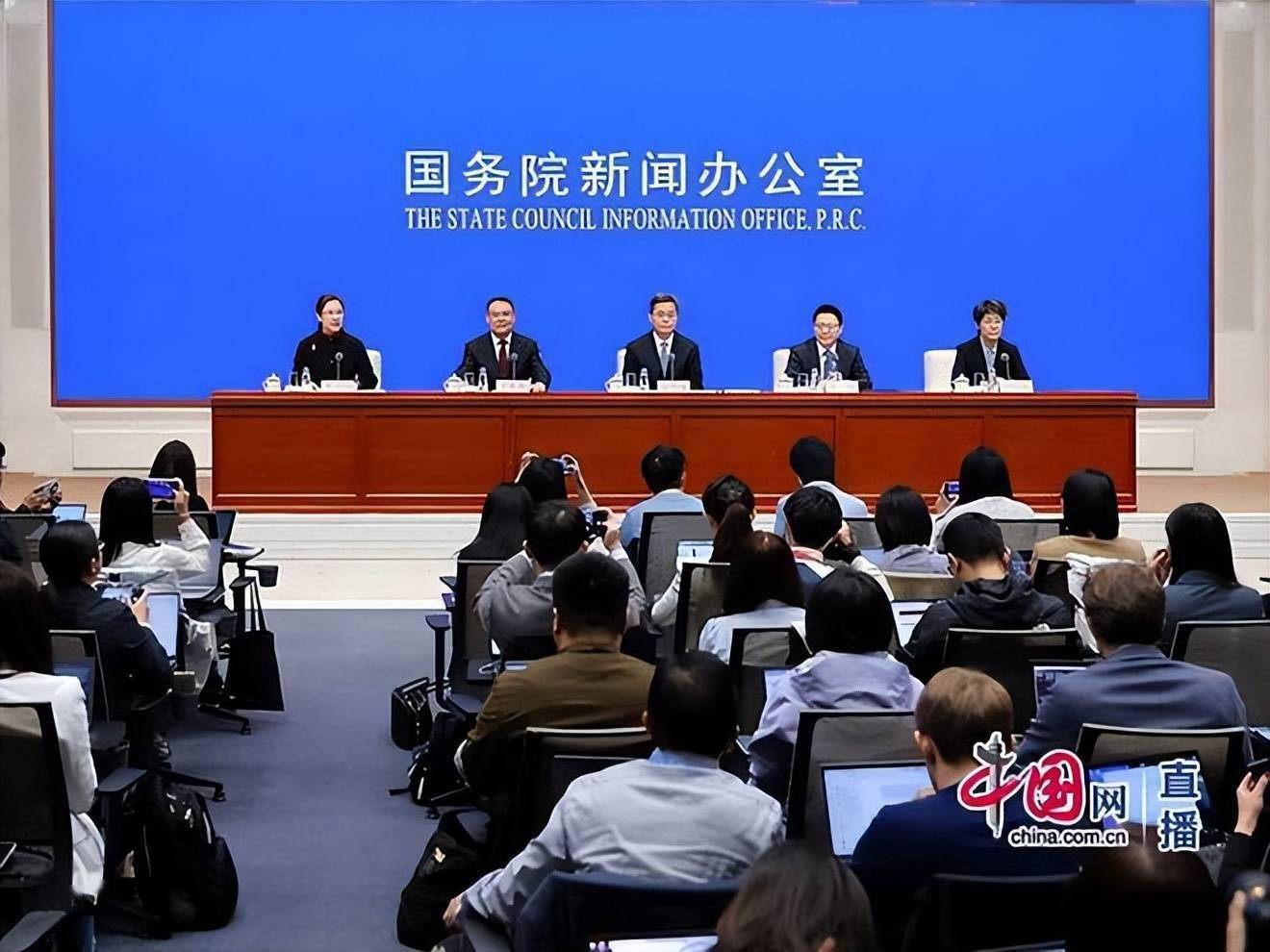 中信证券：本轮财政政策的主要用途为化债以及“三保”支出，短期内债市或将呈现震荡走势