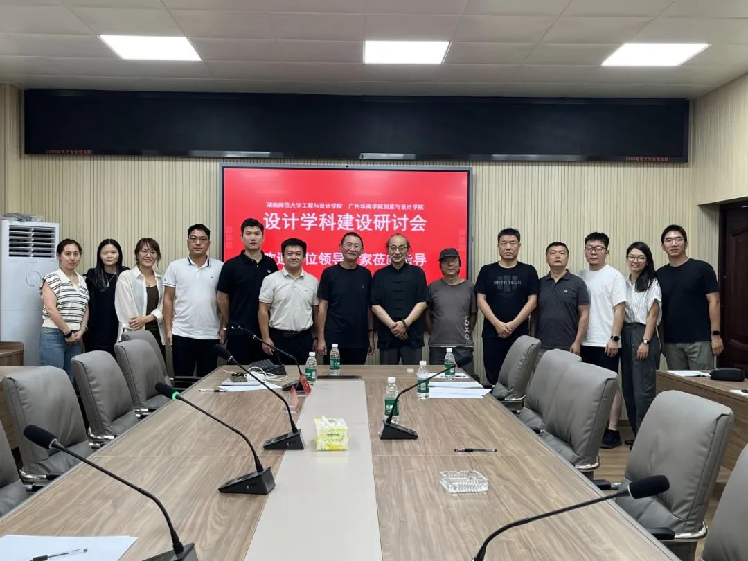 与产业聚力共赢 英特尔多项创新技术亮相成都