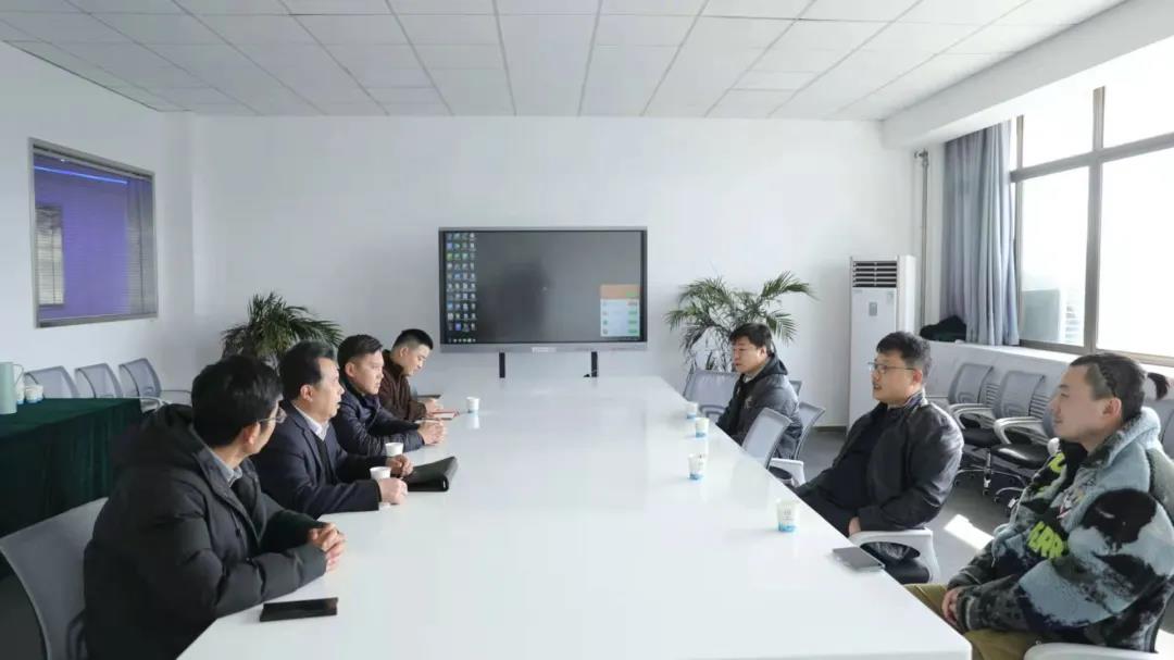 恒星科技：11月3日召开董事会会议
