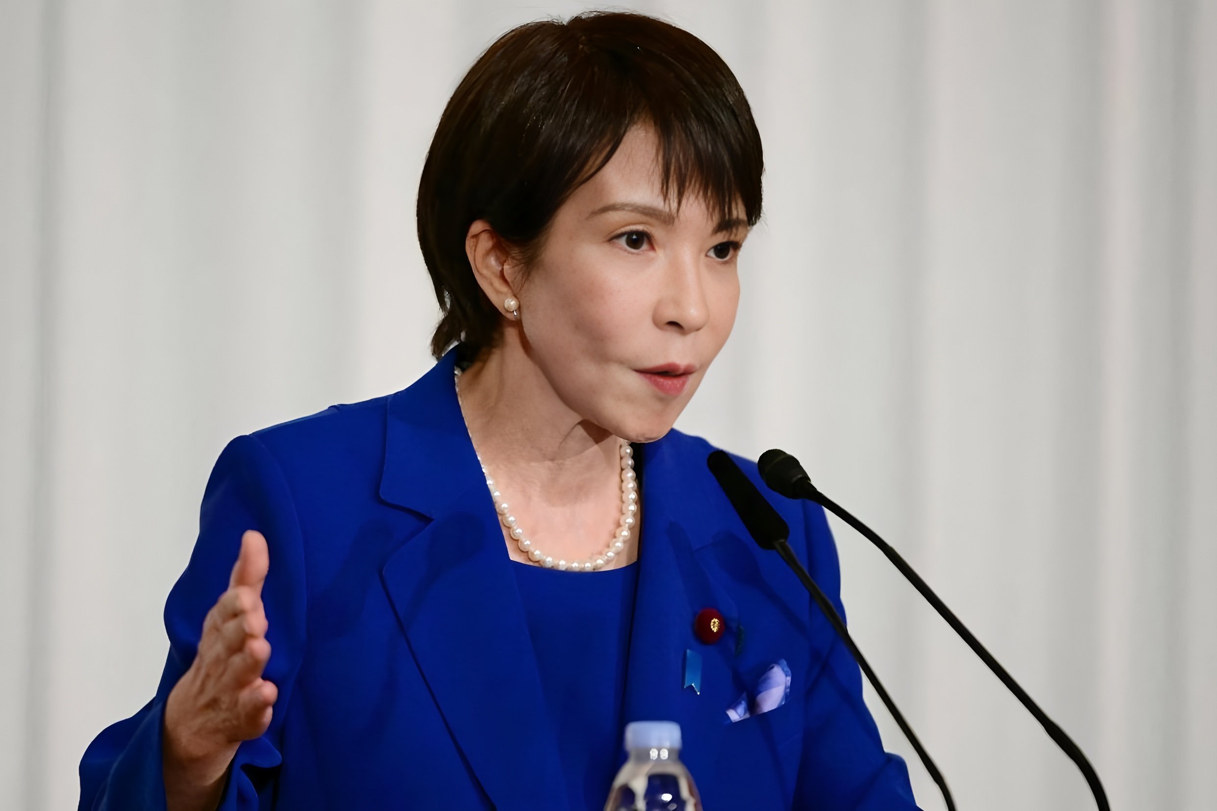 日本挖到含稀土泥浆,高市早苗宣称“下一代、下下代都用不完”,专家称成果被夸大,其最终成本是中国的近20倍