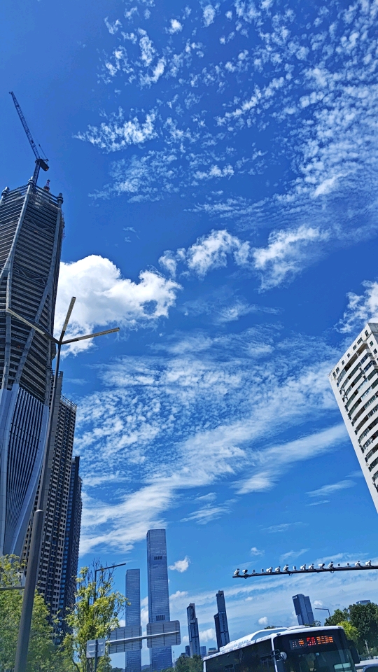 深圳2026年第二季度计划入市商品房项目34个;3月部分房企补仓意愿提升|房产早参