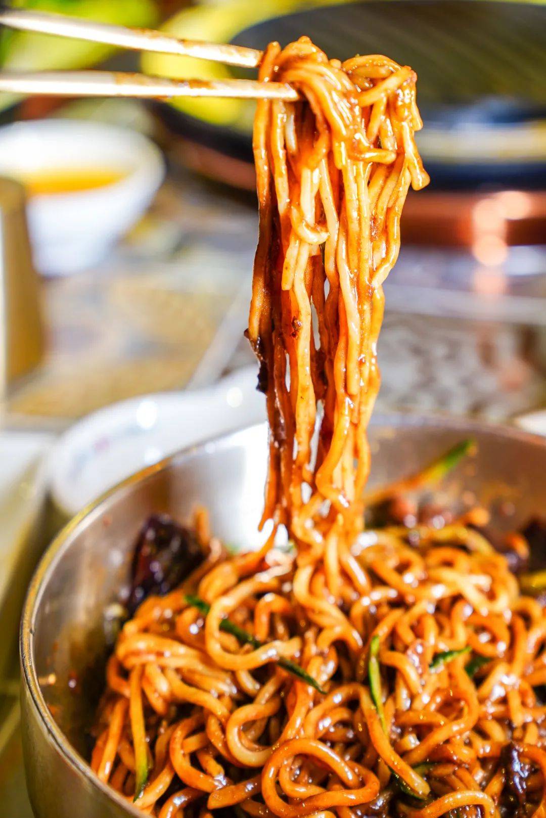 一家饺子馆，辨认出了Al风暴